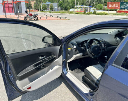 Синій Кіа Сід, об'ємом двигуна 1.6 л та пробігом 367 тис. км за 5999 $, фото 24 на Automoto.ua