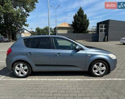 Синий Киа Сид, объемом двигателя 1.6 л и пробегом 290 тыс. км за 5200 $, фото 1 на Automoto.ua