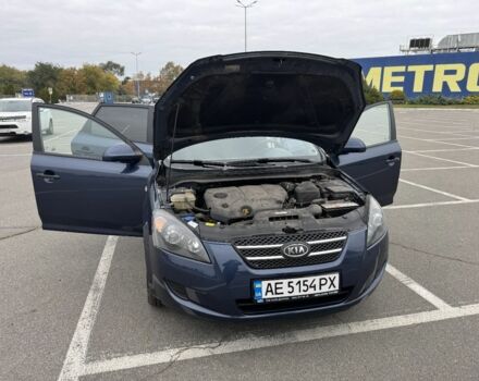 Синий Киа Сид, объемом двигателя 1.6 л и пробегом 242 тыс. км за 5800 $, фото 8 на Automoto.ua