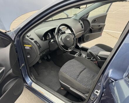 Синий Киа Сид, объемом двигателя 1.6 л и пробегом 242 тыс. км за 5800 $, фото 22 на Automoto.ua