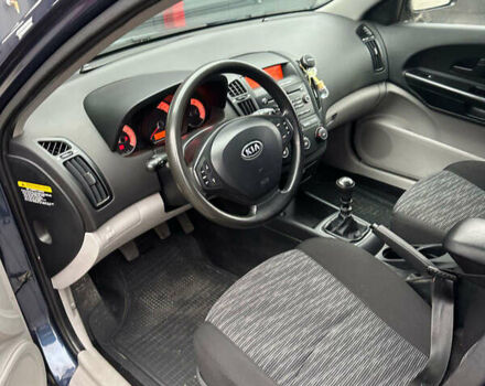 Синий Киа Сид, объемом двигателя 1.4 л и пробегом 144 тыс. км за 5100 $, фото 8 на Automoto.ua