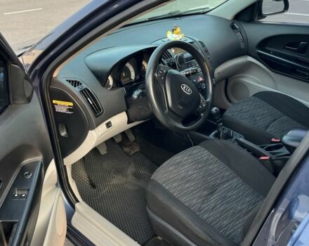 Синий Киа Сид, объемом двигателя 1.6 л и пробегом 370 тыс. км за 4350 $, фото 8 на Automoto.ua