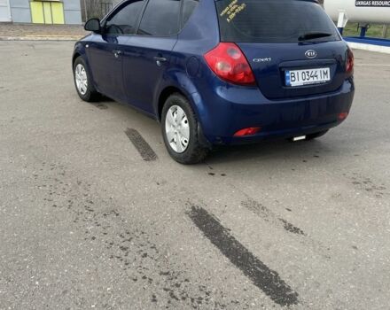 Синий Киа Сид, объемом двигателя 1.4 л и пробегом 290 тыс. км за 3800 $, фото 3 на Automoto.ua