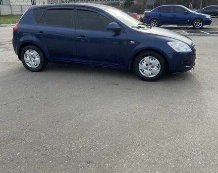 Синий Киа Сид, объемом двигателя 1.4 л и пробегом 290 тыс. км за 3800 $, фото 1 на Automoto.ua