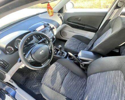 Синій Кіа Сід, об'ємом двигуна 1.6 л та пробігом 309 тис. км за 4499 $, фото 8 на Automoto.ua