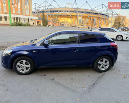 Киа Сид 2008 в Харькове на Automoto.ua Синий Киа Сид, объемом двигателя 1.6 л и пробегом 285 тыс. км за 5200 $, фото 2 на Automoto.ua