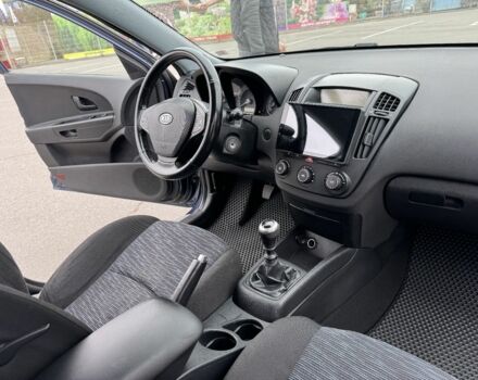 Синий Киа Сид, объемом двигателя 1.6 л и пробегом 242 тыс. км за 5800 $, фото 11 на Automoto.ua
