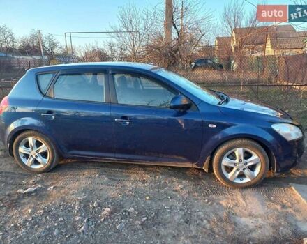 Синий Киа Сид, объемом двигателя 1.6 л и пробегом 330 тыс. км за 5600 $, фото 3 на Automoto.ua