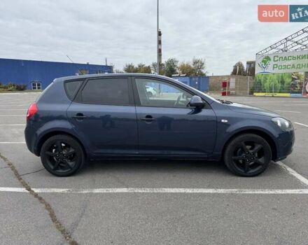 Синій Кіа Сід, об'ємом двигуна 1.58 л та пробігом 252 тис. км за 5800 $, фото 2 на Automoto.ua