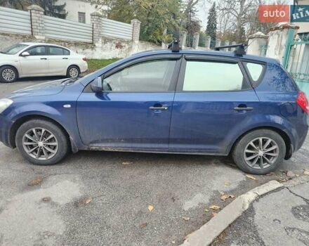 Кіа Сід 2008 у Полтаві на Automoto.ua Синій Кіа Сід, об'ємом двигуна 1.4 л та пробігом 191 тис. км за 4800 $, фото 3 на Automoto.ua