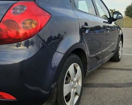 Синій Кіа Сід, об'ємом двигуна 1.6 л та пробігом 136 тис. км за 6500 $, фото 4 на Automoto.ua