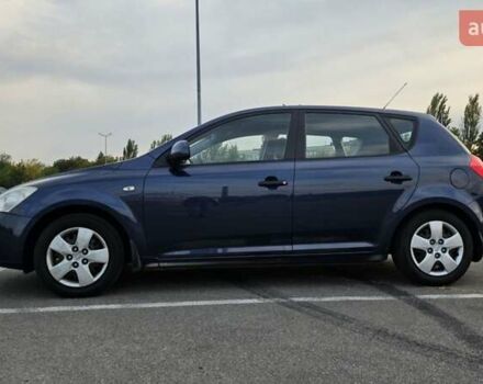Синій Кіа Сід, об'ємом двигуна 1.6 л та пробігом 136 тис. км за 6500 $, фото 5 на Automoto.ua