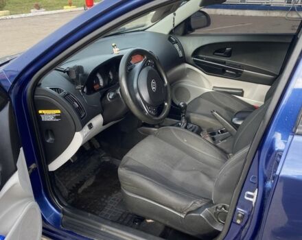 Синий Киа Сид, объемом двигателя 1.4 л и пробегом 290 тыс. км за 3800 $, фото 7 на Automoto.ua