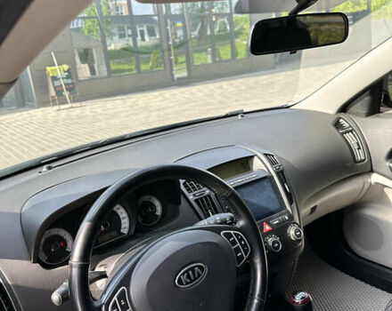 Синій Кіа Сід, об'ємом двигуна 1.4 л та пробігом 221 тис. км за 5399 $, фото 27 на Automoto.ua