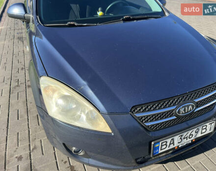 Киа Сид 2008 в Киеве на Automoto.ua Синий Киа Сид, объемом двигателя 1.59 л и пробегом 380 тыс. км за 4750 $, фото 1 на Automoto.ua