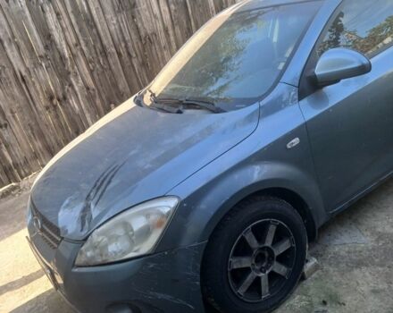 Синий Киа Сид, объемом двигателя 0 л и пробегом 220 тыс. км за 2000 $, фото 4 на Automoto.ua