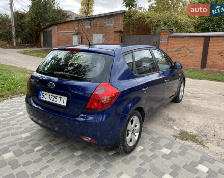 Синий Киа Сид, объемом двигателя 1.59 л и пробегом 174 тыс. км за 4750 $, фото 4 на Automoto.ua