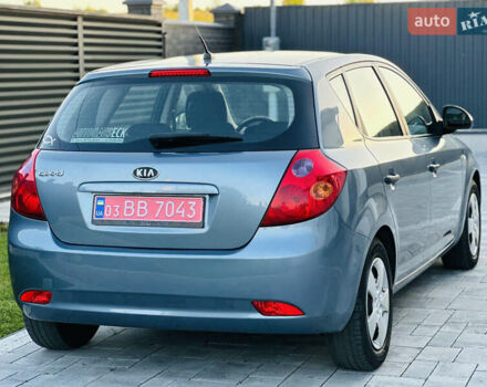 Синій Кіа Сід, об'ємом двигуна 1.4 л та пробігом 194 тис. км за 6450 $, фото 8 на Automoto.ua