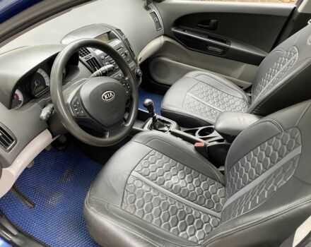 Синий Киа Сид, объемом двигателя 1.6 л и пробегом 174 тыс. км за 4750 $, фото 15 на Automoto.ua