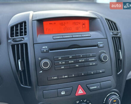 Синій Кіа Сід, об'ємом двигуна 1.4 л та пробігом 194 тис. км за 6450 $, фото 35 на Automoto.ua