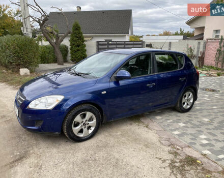 Синий Киа Сид, объемом двигателя 1.59 л и пробегом 174 тыс. км за 4750 $, фото 8 на Automoto.ua