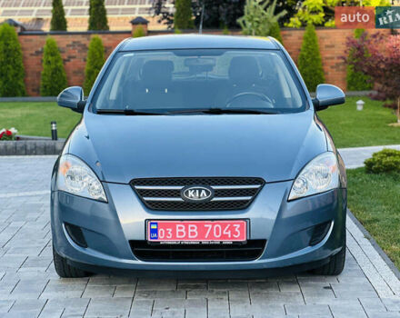Синій Кіа Сід, об'ємом двигуна 1.4 л та пробігом 194 тис. км за 6450 $, фото 2 на Automoto.ua