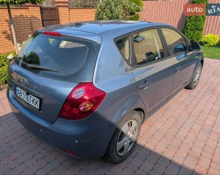 Синий Киа Сид, объемом двигателя 1.4 л и пробегом 200 тыс. км за 5500 $, фото 26 на Automoto.ua