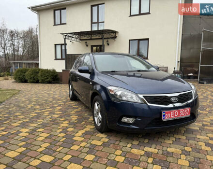 Синий Киа Сид, объемом двигателя 1.59 л и пробегом 153 тыс. км за 9500 $, фото 1 на Automoto.ua