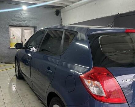 Синий Киа Сид, объемом двигателя 1.6 л и пробегом 256 тыс. км за 6400 $, фото 3 на Automoto.ua