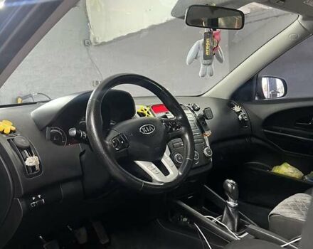 Синий Киа Сид, объемом двигателя 1.6 л и пробегом 256 тыс. км за 6400 $, фото 22 на Automoto.ua