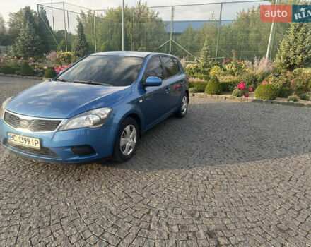 Синій Кіа Сід, об'ємом двигуна 1.4 л та пробігом 249 тис. км за 7200 $, фото 1 на Automoto.ua