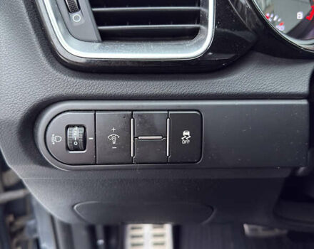 Синий Киа Сид, объемом двигателя 1.59 л и пробегом 106 тыс. км за 12000 $, фото 28 на Automoto.ua