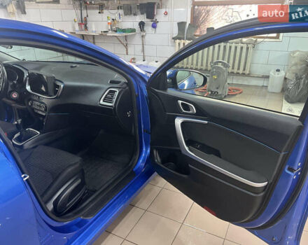 Синий Киа Сид, объемом двигателя 1.59 л и пробегом 77 тыс. км за 15200 $, фото 10 на Automoto.ua