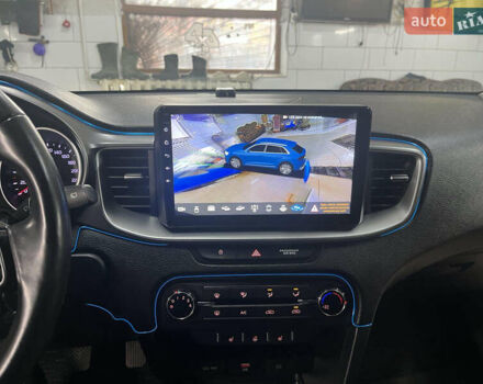 Синий Киа Сид, объемом двигателя 1.59 л и пробегом 77 тыс. км за 15200 $, фото 13 на Automoto.ua