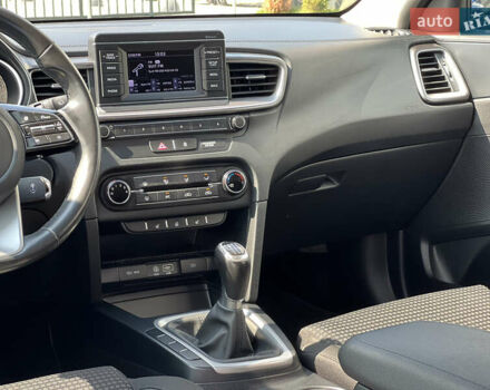 Синий Киа Сид, объемом двигателя 1.4 л и пробегом 171 тыс. км за 13300 $, фото 32 на Automoto.ua