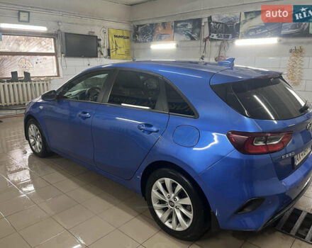 Синий Киа Сид, объемом двигателя 1.59 л и пробегом 77 тыс. км за 15200 $, фото 2 на Automoto.ua