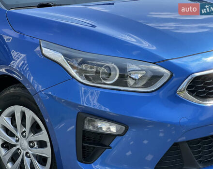 Синий Киа Сид, объемом двигателя 1.4 л и пробегом 171 тыс. км за 13300 $, фото 12 на Automoto.ua