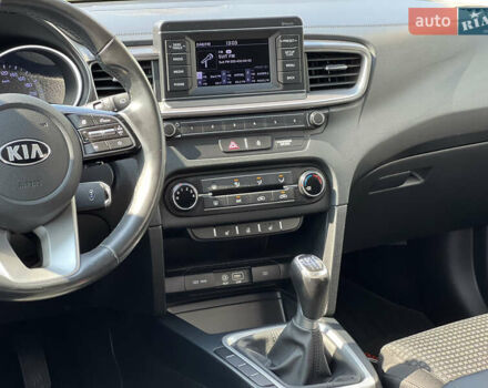 Синий Киа Сид, объемом двигателя 1.4 л и пробегом 171 тыс. км за 13300 $, фото 33 на Automoto.ua
