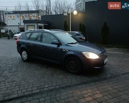 Синій Кіа Сід, об'ємом двигуна 1.59 л та пробігом 252 тис. км за 3950 $, фото 5 на Automoto.ua