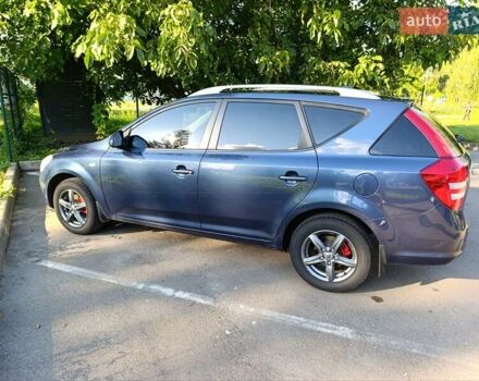 Синий Киа Сид, объемом двигателя 1.59 л и пробегом 208 тыс. км за 5700 $, фото 2 на Automoto.ua