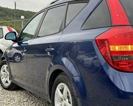 Синий Киа Сид, объемом двигателя 2 л и пробегом 240 тыс. км за 4990 $, фото 15 на Automoto.ua