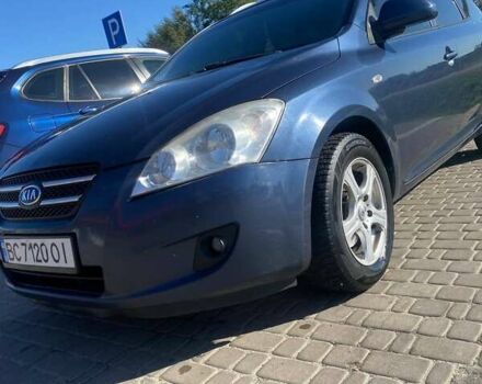 Синій Кіа Сід, об'ємом двигуна 1.58 л та пробігом 270 тис. км за 5000 $, фото 1 на Automoto.ua