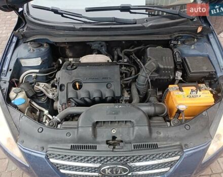 Синий Киа Сид, объемом двигателя 1.6 л и пробегом 251 тыс. км за 4000 $, фото 10 на Automoto.ua