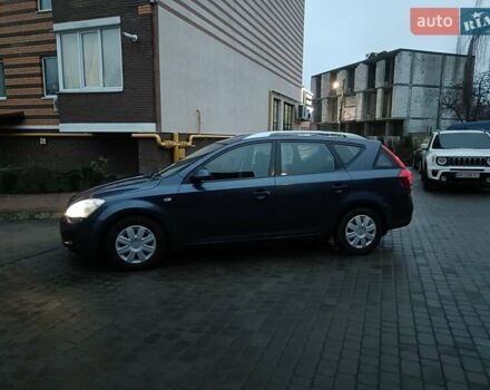 Синій Кіа Сід, об'ємом двигуна 1.59 л та пробігом 252 тис. км за 3950 $, фото 3 на Automoto.ua