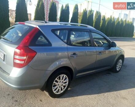 Киа Сид 2008 в Киеве на Automoto.ua Синий Киа Сид, объемом двигателя 1.4 л и пробегом 220 тыс. км за 5550 $, фото 10 на Automoto.ua