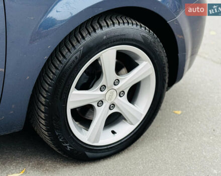 Синій Кіа Сід, об'ємом двигуна 1.6 л та пробігом 270 тис. км за 5450 $, фото 14 на Automoto.ua