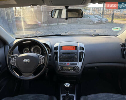 Синий Киа Сид, объемом двигателя 1.4 л и пробегом 192 тыс. км за 5900 $, фото 49 на Automoto.ua