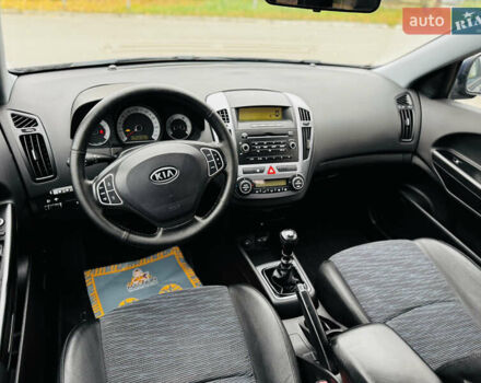 Синій Кіа Сід, об'ємом двигуна 1.6 л та пробігом 270 тис. км за 5450 $, фото 25 на Automoto.ua