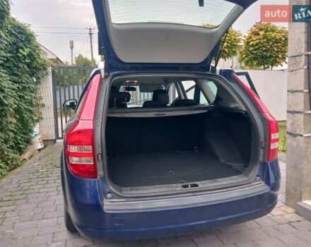 Синій Кіа Сід, об'ємом двигуна 1.6 л та пробігом 206 тис. км за 6000 $, фото 4 на Automoto.ua