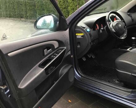 Синий Киа Сид, объемом двигателя 1.6 л и пробегом 290 тыс. км за 2650 $, фото 13 на Automoto.ua